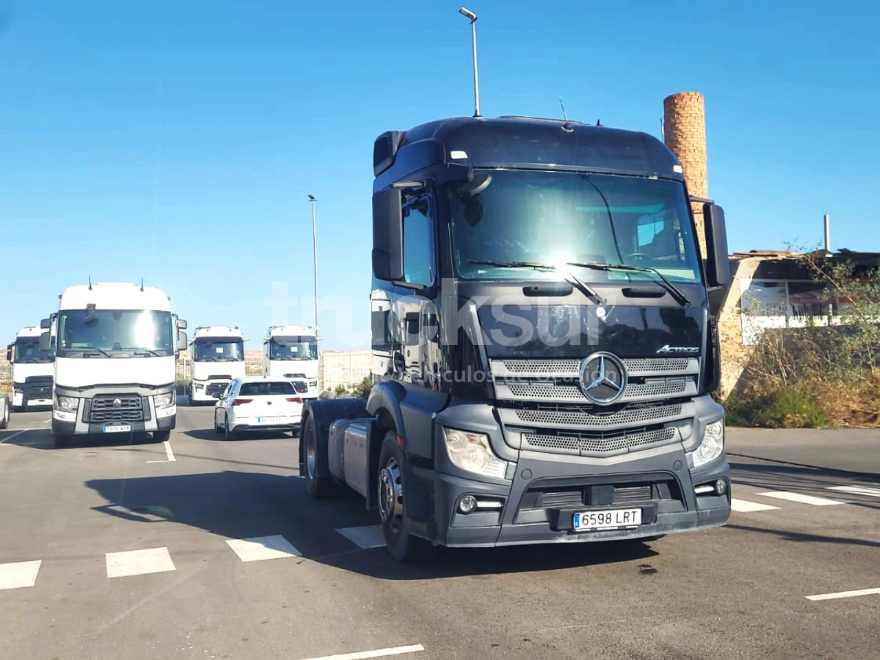 MERCEDES MERCEDES ACTROS 2143 - شاحنة جرار: صور 4 MERCEDES MERCEDES ACTROS 2143 - شاحنة جرار: صور 4