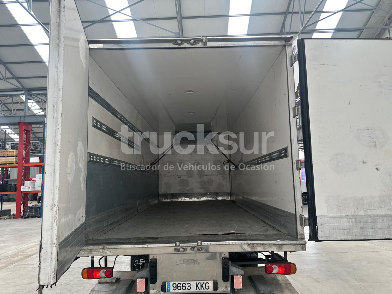 RENAULT D 12.210 - مبردة شاحنة: صور 5 RENAULT D 12.210 - مبردة شاحنة: صور 5