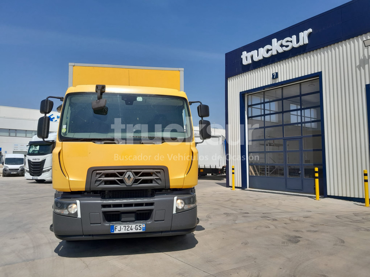 RENAULT D280.18 21P - بصندوق مغلق شاحنة: صور 5 RENAULT D280.18 21P - بصندوق مغلق شاحنة: صور 5