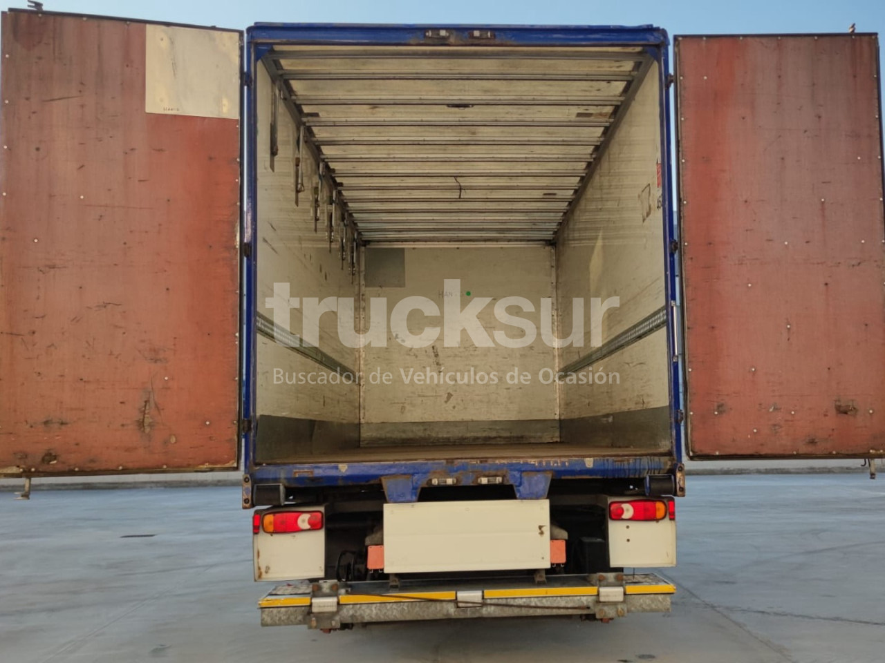 RENAULT D280.18 - بصندوق مغلق شاحنة: صور 4 RENAULT D280.18 - بصندوق مغلق شاحنة: صور 4