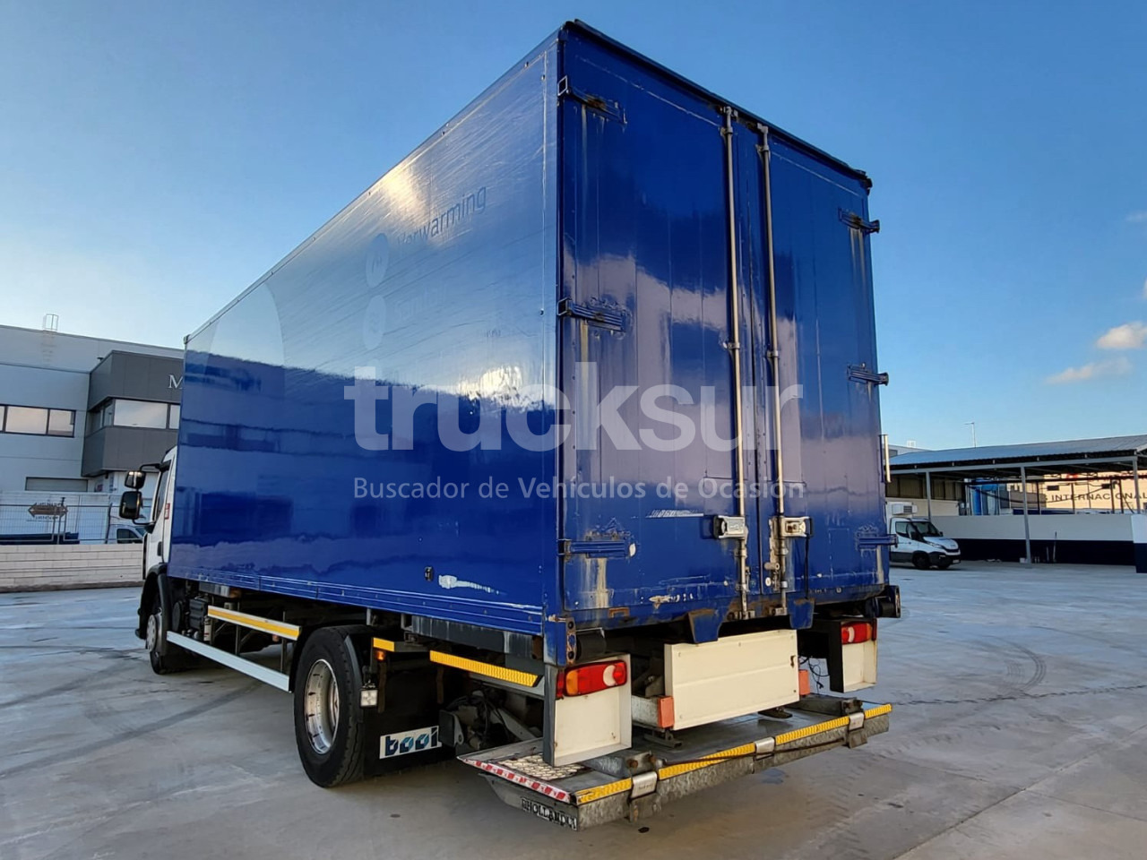 RENAULT D280.18 - بصندوق مغلق شاحنة: صور 3 RENAULT D280.18 - بصندوق مغلق شاحنة: صور 3