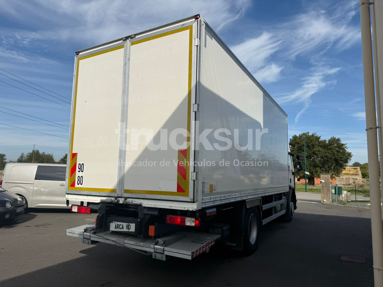 RENAULT D320.18 - بصندوق مغلق شاحنة: صور 4 RENAULT D320.18 - بصندوق مغلق شاحنة: صور 4