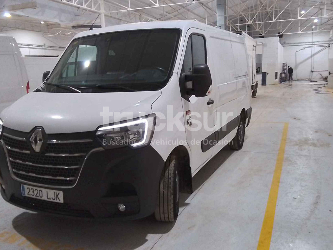 RENAULT MASTER 125.35 - الشاحنات الصغيرة صندوق مغلق: صور 1 RENAULT MASTER 125.35 - الشاحنات الصغيرة صندوق مغلق: صور 1