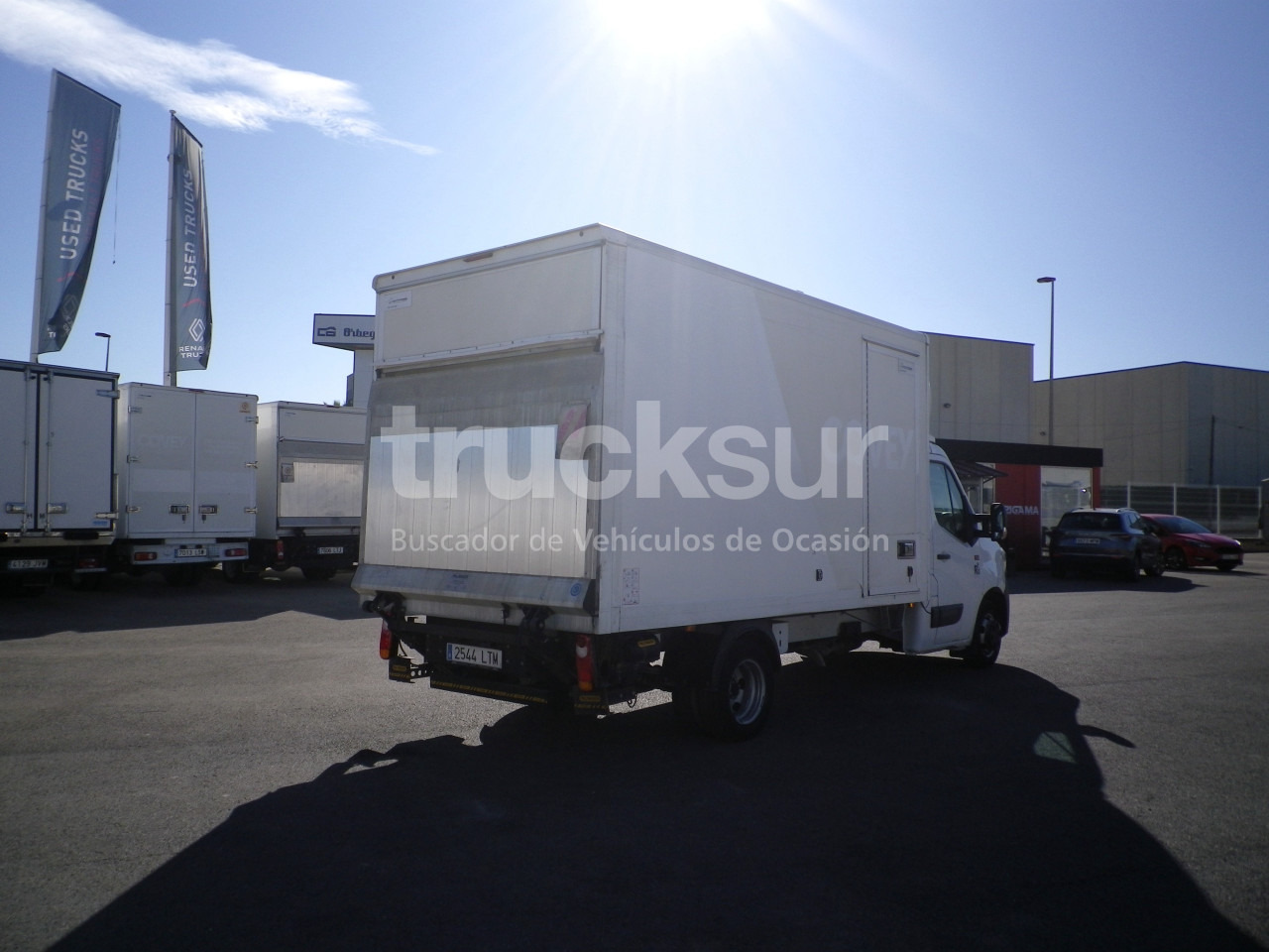 RENAULT MASTER 165.35 GV - الشاحنات الصغيرة صندوق مغلق: صور 4 RENAULT MASTER 165.35 GV - الشاحنات الصغيرة صندوق مغلق: صور 4
