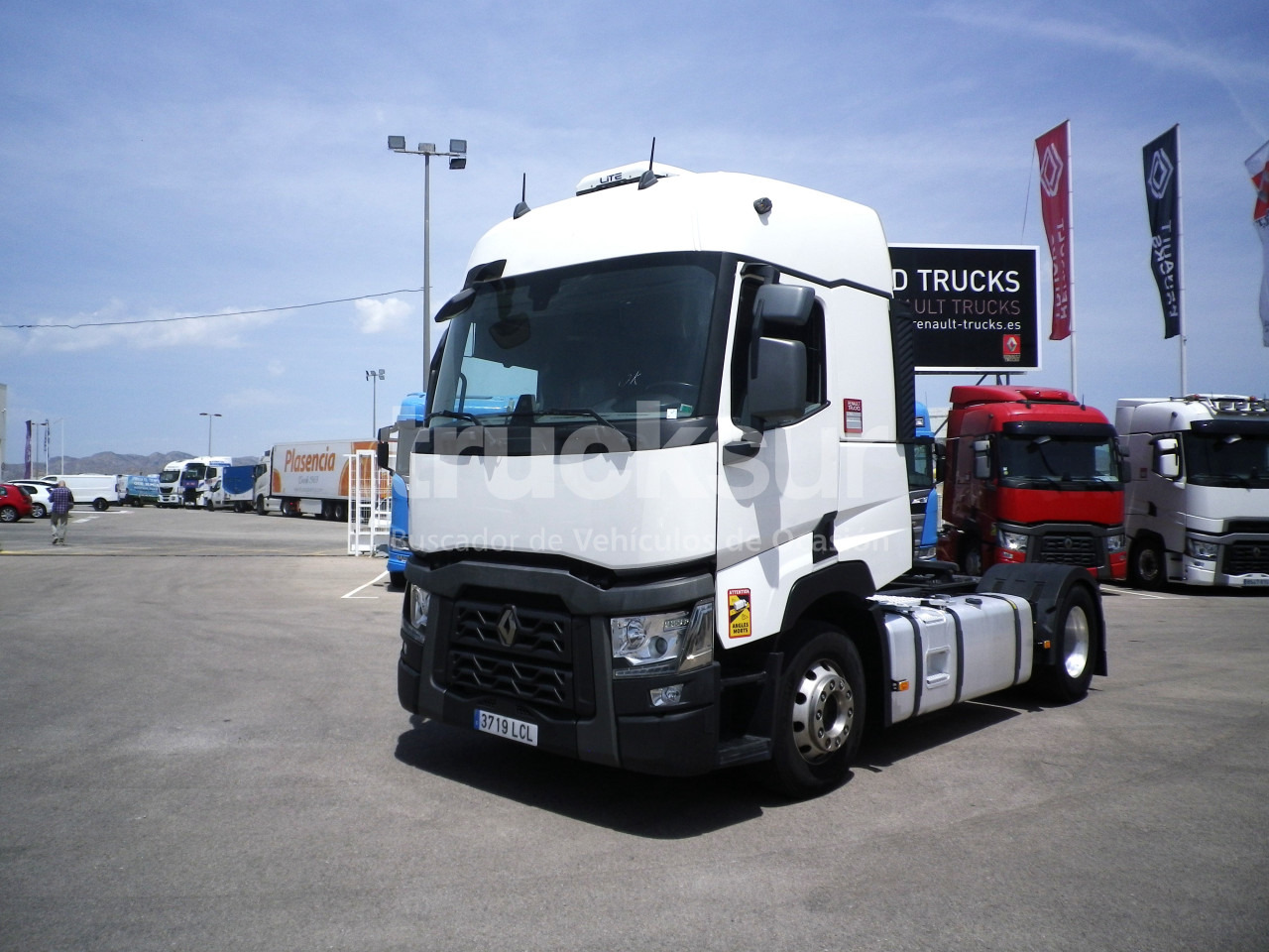RENAULT T480 SLEEPER CAB - شاحنة جرار: صور 2 RENAULT T480 SLEEPER CAB - شاحنة جرار: صور 2