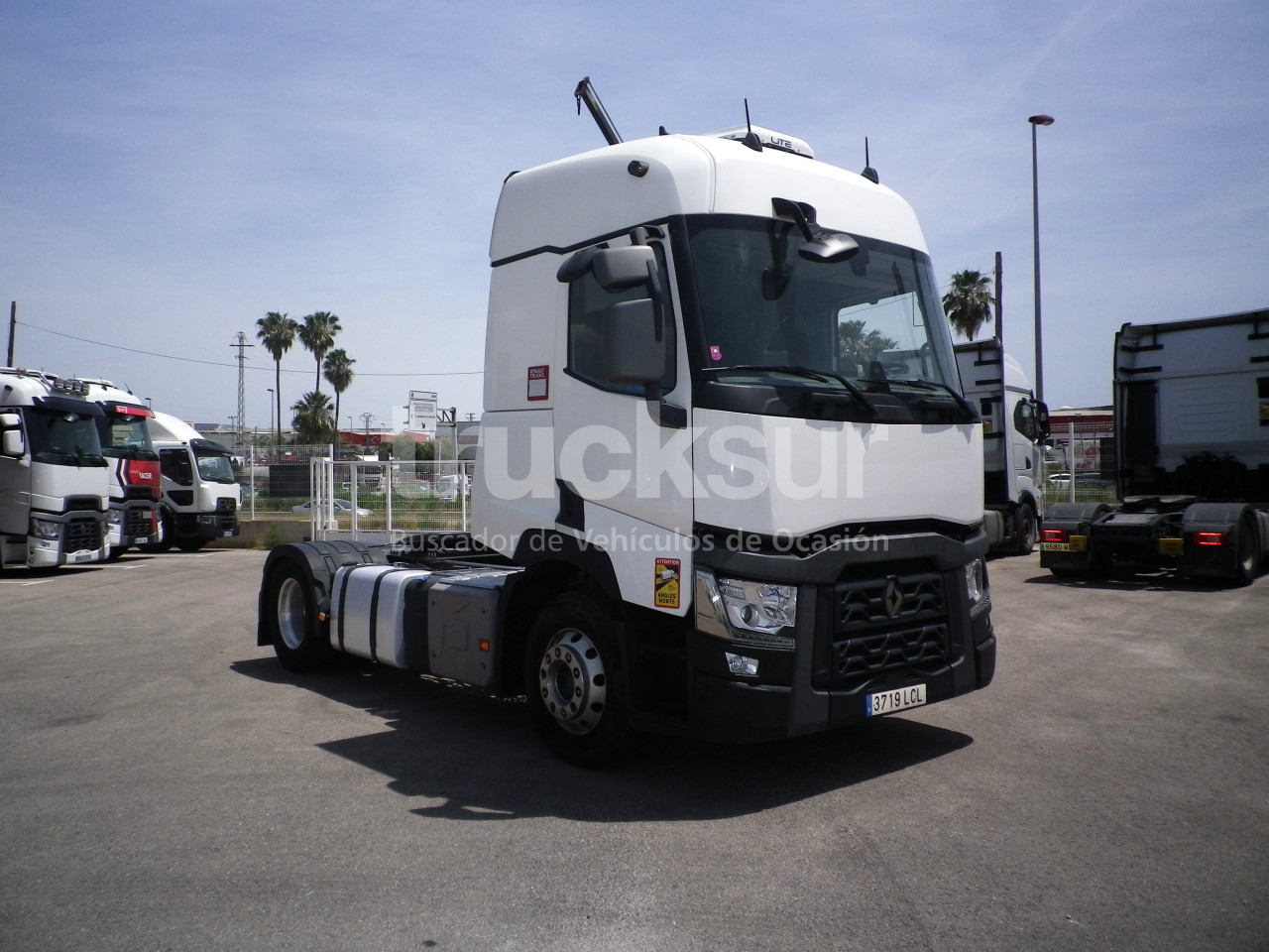 RENAULT T480 SLEEPER CAB - شاحنة جرار: صور 3 RENAULT T480 SLEEPER CAB - شاحنة جرار: صور 3