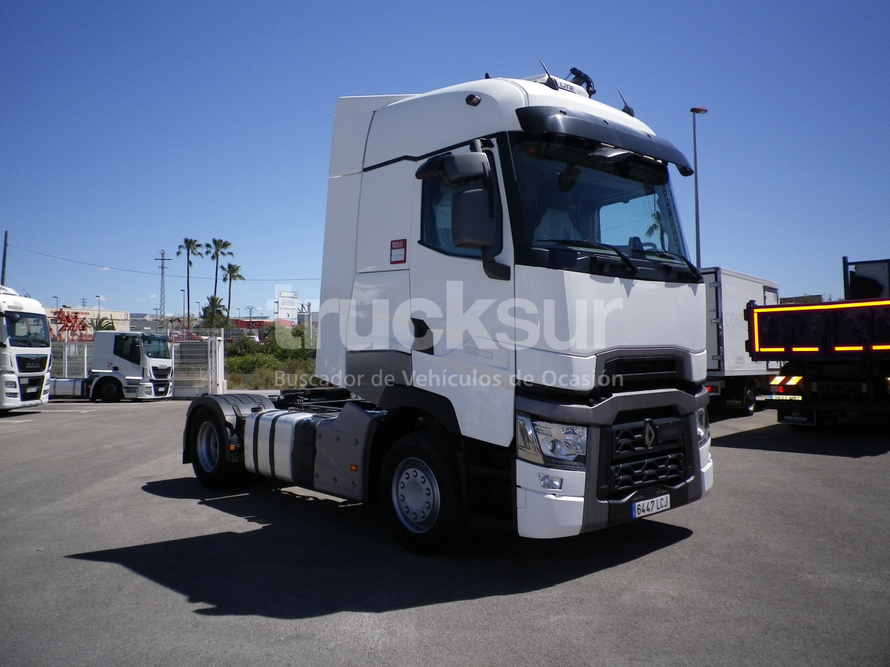 RENAULT T520 HIGH SLEEPER CAB - شاحنة جرار: صور 2 RENAULT T520 HIGH SLEEPER CAB - شاحنة جرار: صور 2