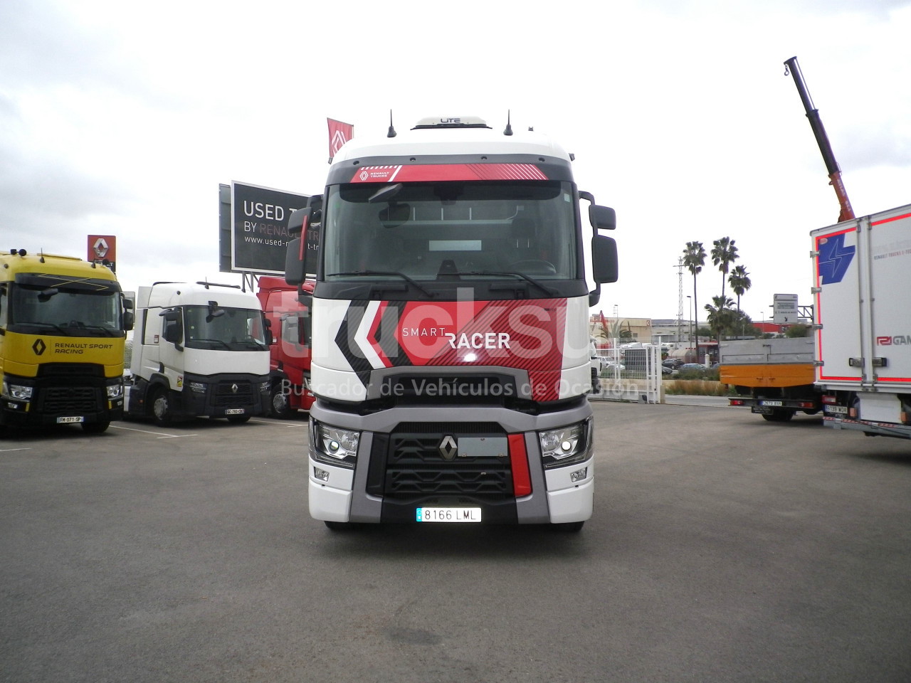 RENAULT T520 HIGH SLEEPER CAB - شاحنة جرار: صور 4 RENAULT T520 HIGH SLEEPER CAB - شاحنة جرار: صور 4