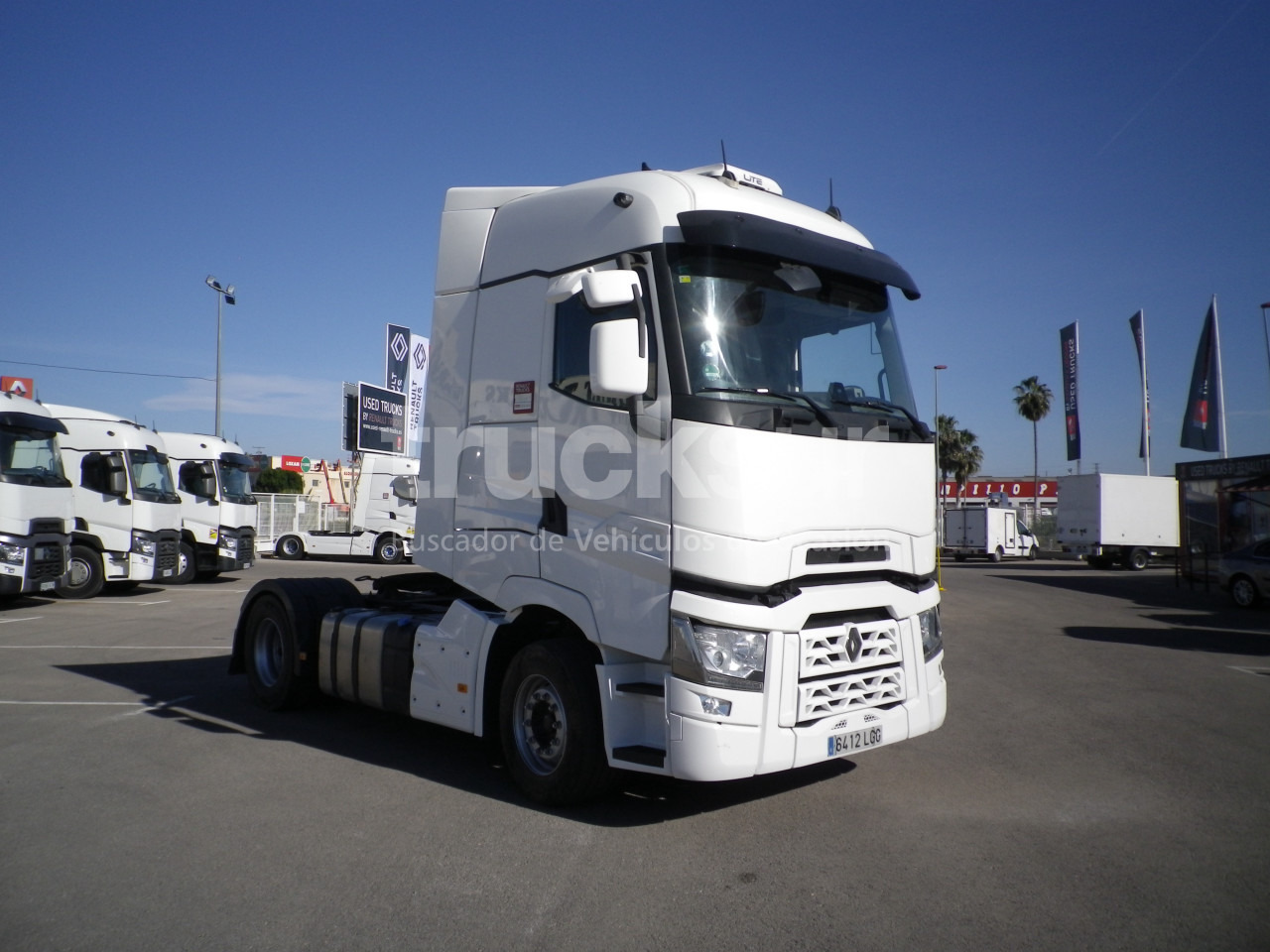 RENAULT T520 HIGH SLEEPER CAB - شاحنة جرار: صور 2 RENAULT T520 HIGH SLEEPER CAB - شاحنة جرار: صور 2