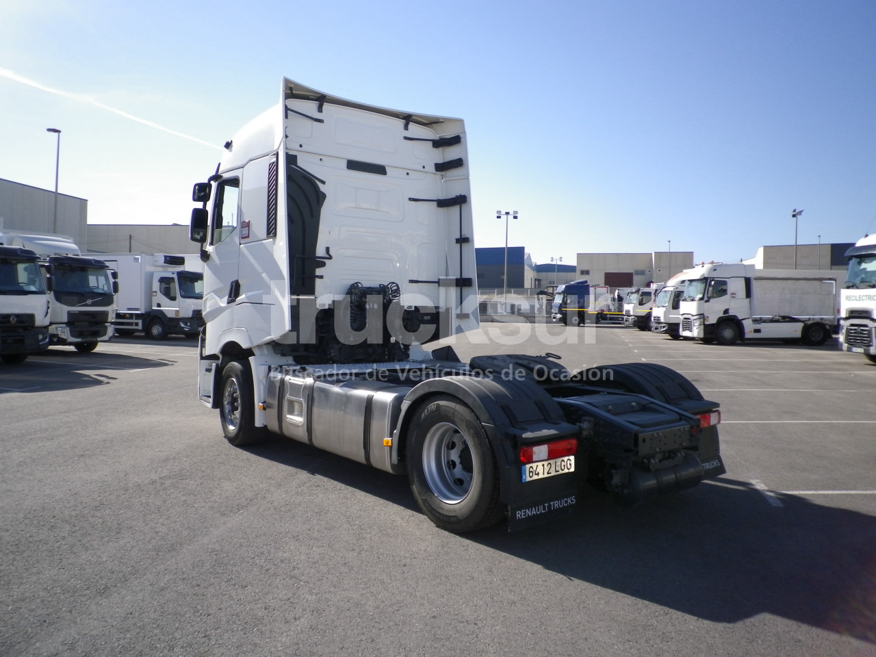 RENAULT T520 HIGH SLEEPER CAB - شاحنة جرار: صور 4 RENAULT T520 HIGH SLEEPER CAB - شاحنة جرار: صور 4