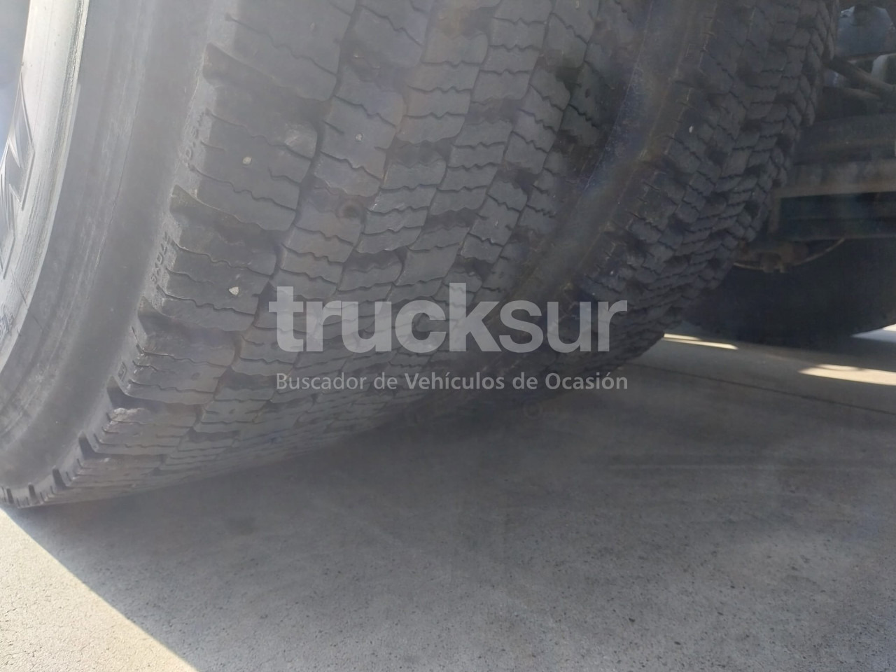 شاحنة جرار RENAULT T520 SLEEPER CAB: صور 9 شاحنة جرار RENAULT T520 SLEEPER CAB: صور 9