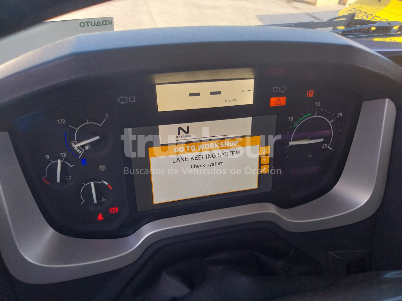 شاحنة جرار RENAULT T520 SLEEPER CAB: صور 18 شاحنة جرار RENAULT T520 SLEEPER CAB: صور 18