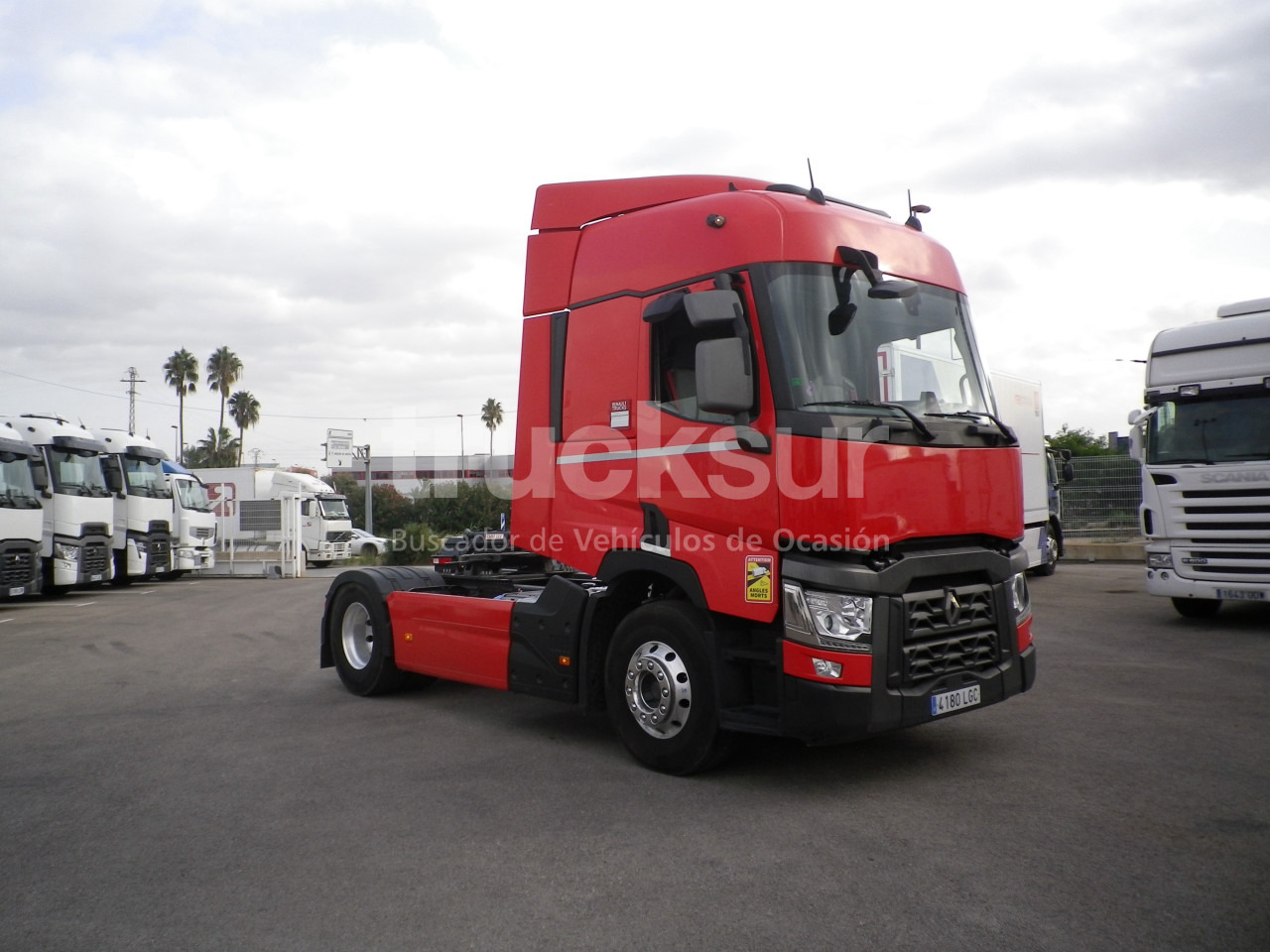 RENAULT T520 SLEEPER CAB - شاحنة جرار: صور 3 RENAULT T520 SLEEPER CAB - شاحنة جرار: صور 3
