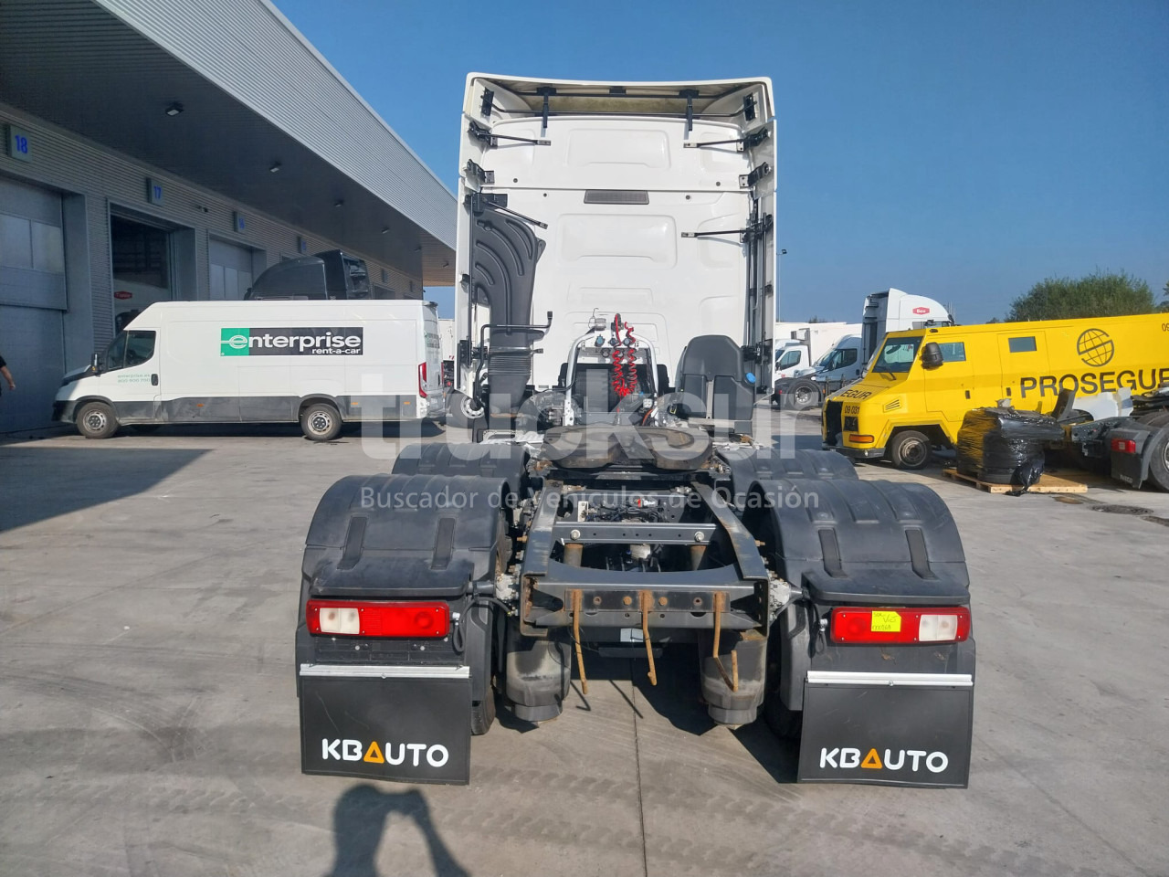 RENAULT T520 SLEEPER CAB - شاحنة جرار: صور 5 RENAULT T520 SLEEPER CAB - شاحنة جرار: صور 5