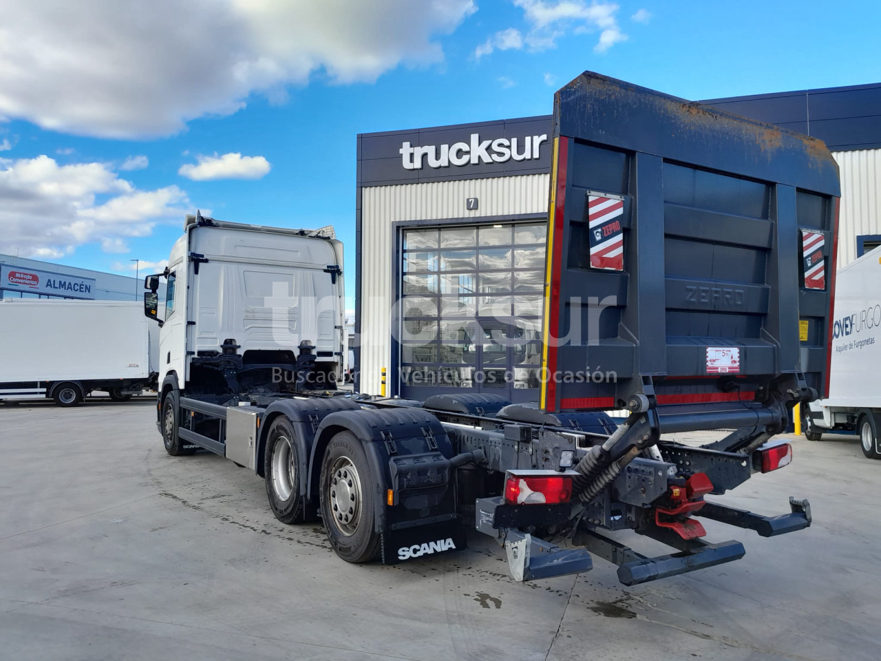 SCANIA R450.26 ejes 6x2*4 - الشاسيه شاحنة: صور 3 SCANIA R450.26 ejes 6x2*4 - الشاسيه شاحنة: صور 3