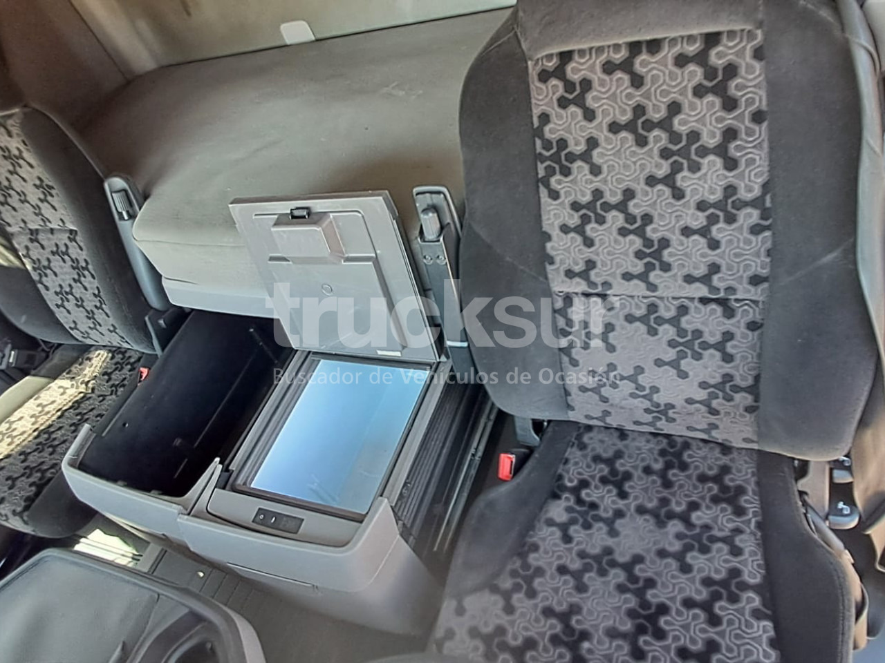 SCANIA R450 - شاحنة جرار: صور 5 SCANIA R450 - شاحنة جرار: صور 5
