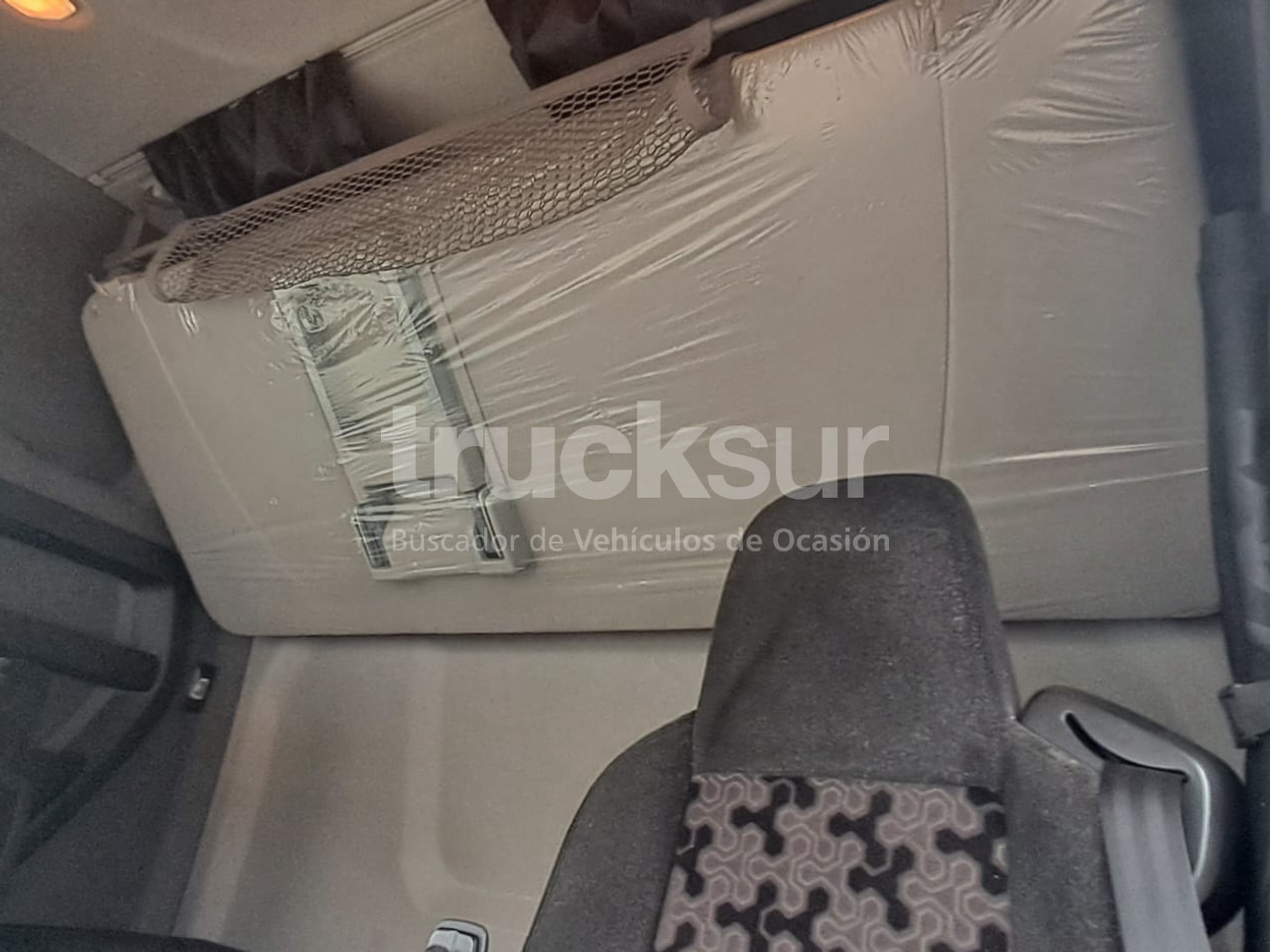 شاحنة جرار SCANIA R460 SUPER: صور 16