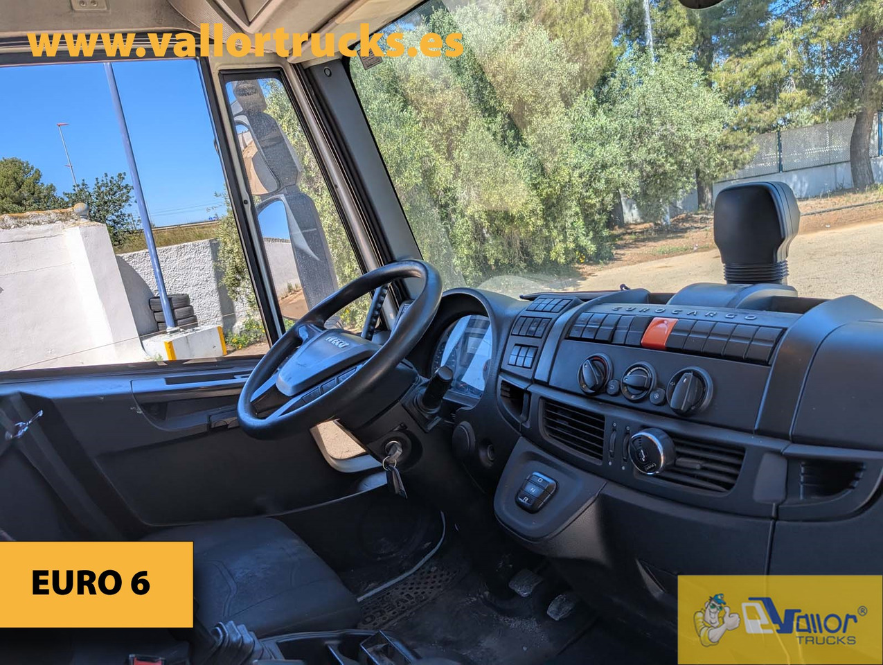 IVECO 90E220 - بصندوق مغلق شاحنة: صور 5 IVECO 90E220 - بصندوق مغلق شاحنة: صور 5