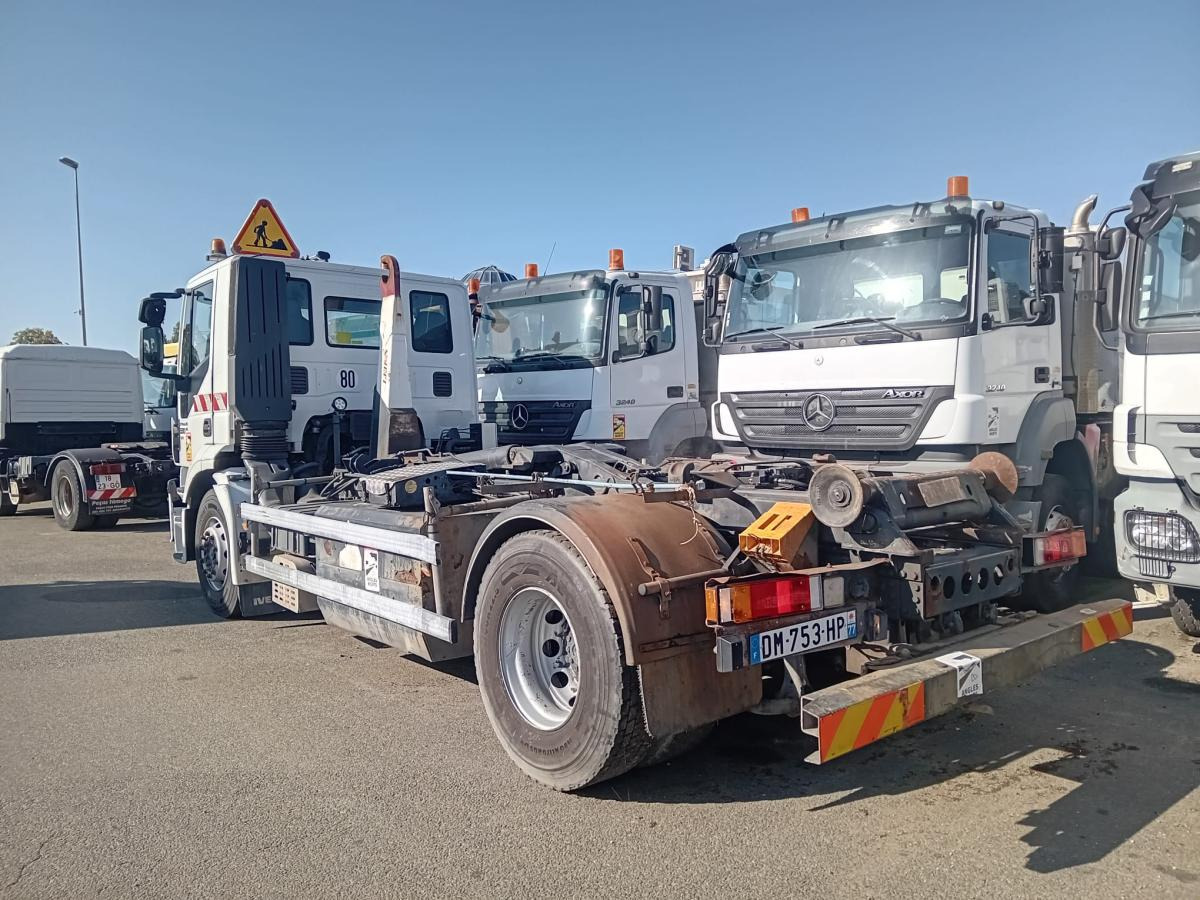 Iveco 330.36 - شاحنة ذات الخطاف: صور 2 Iveco 330.36 - شاحنة ذات الخطاف: صور 2