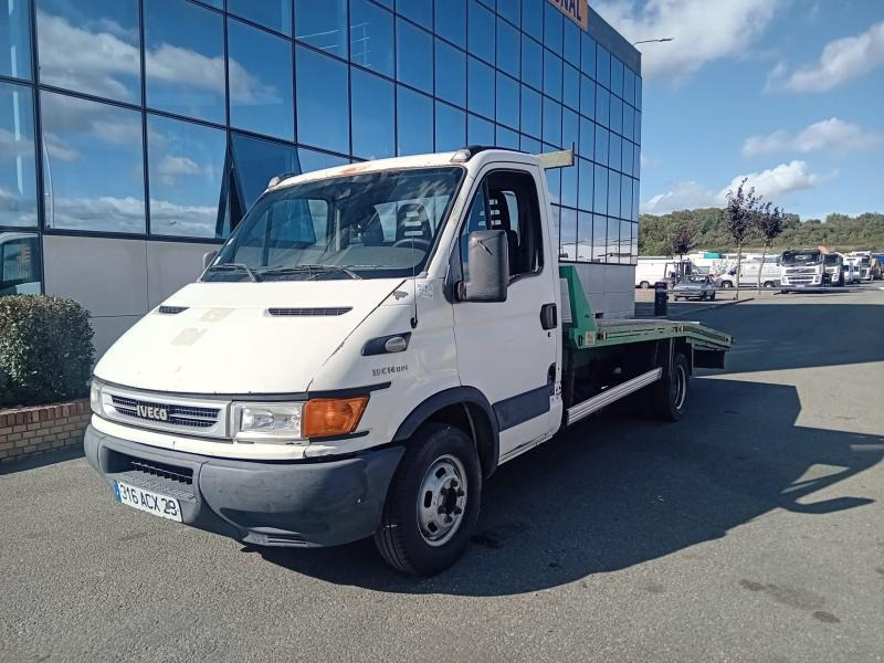 Iveco 35C14HPI - سيارة السحب للتصليح: صور 1 Iveco 35C14HPI - سيارة السحب للتصليح: صور 1