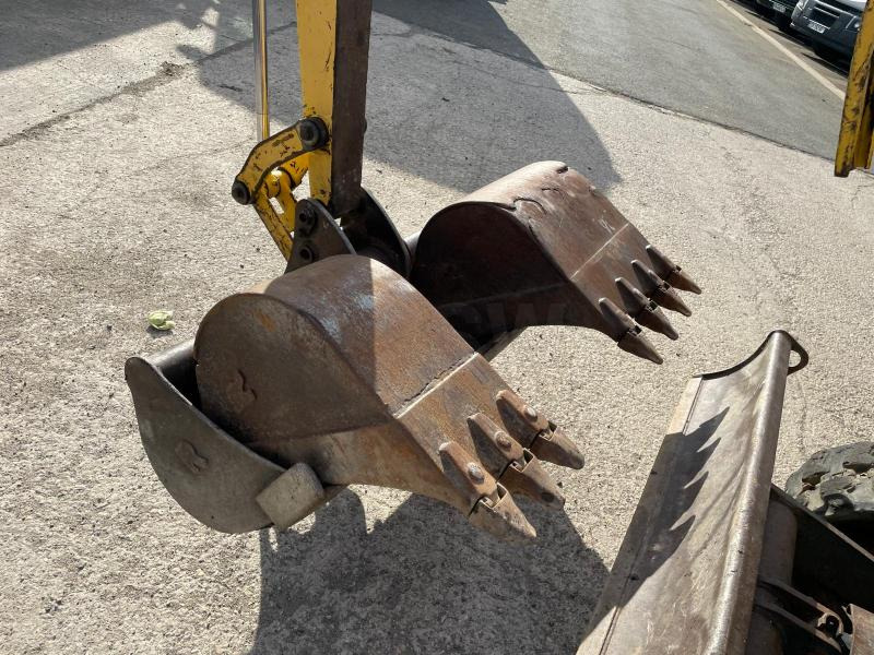 Komatsu PC20R-8 - حفارة مصغرة: صور 3 Komatsu PC20R-8 - حفارة مصغرة: صور 3