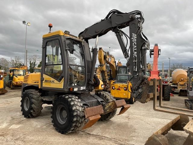 Mecalac 12 MTX - حفارة على عجلات: صور 1 Mecalac 12 MTX - حفارة على عجلات: صور 1