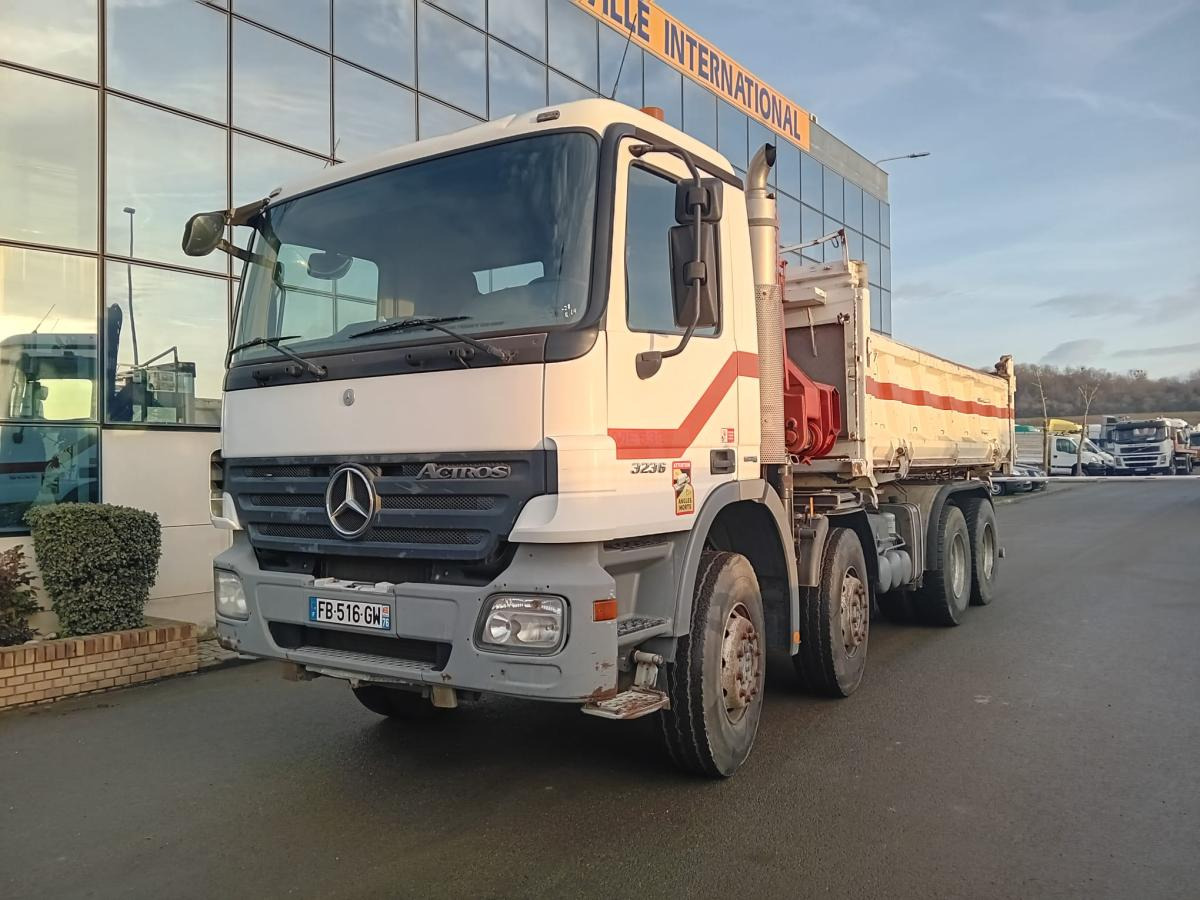 Mercedes Actros 3236 - قلابات: صور 1 Mercedes Actros 3236 - قلابات: صور 1