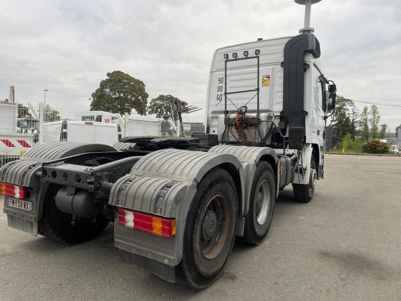 Mercedes Actros 3355 - شاحنة جرار: صور 4 Mercedes Actros 3355 - شاحنة جرار: صور 4