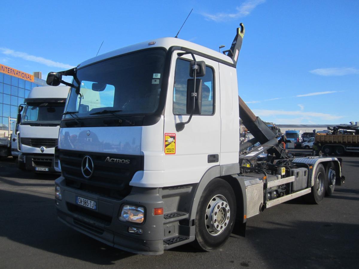 Mercedes Actros - شاحنة ذات الخطاف: صور 1 Mercedes Actros - شاحنة ذات الخطاف: صور 1