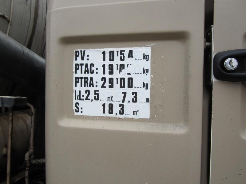 Renault G 270 - شاحنة صهريج: صور 4 Renault G 270 - شاحنة صهريج: صور 4