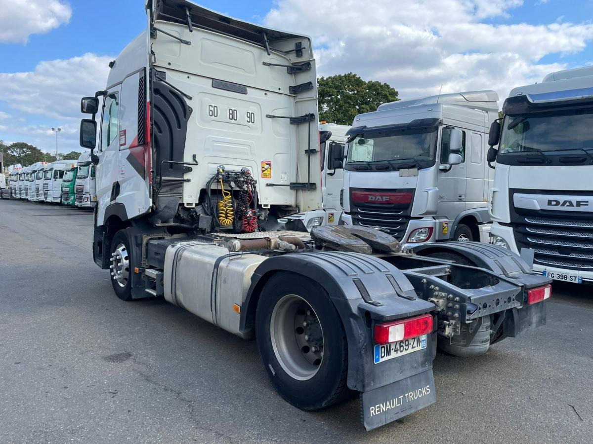 Renault Gamme T 460 - شاحنة جرار: صور 4 Renault Gamme T 460 - شاحنة جرار: صور 4