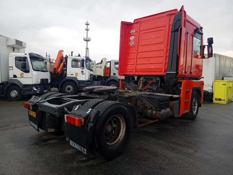 Renault Magnum 440 DXI - شاحنة جرار: صور 2 Renault Magnum 440 DXI - شاحنة جرار: صور 2