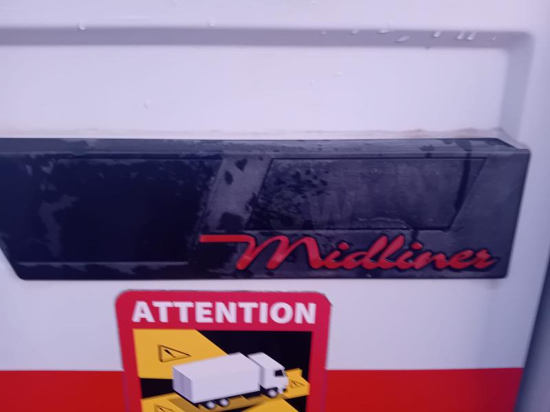 Renault Midliner S 150 - شاحنات مسطحة: صور 4 Renault Midliner S 150 - شاحنات مسطحة: صور 4