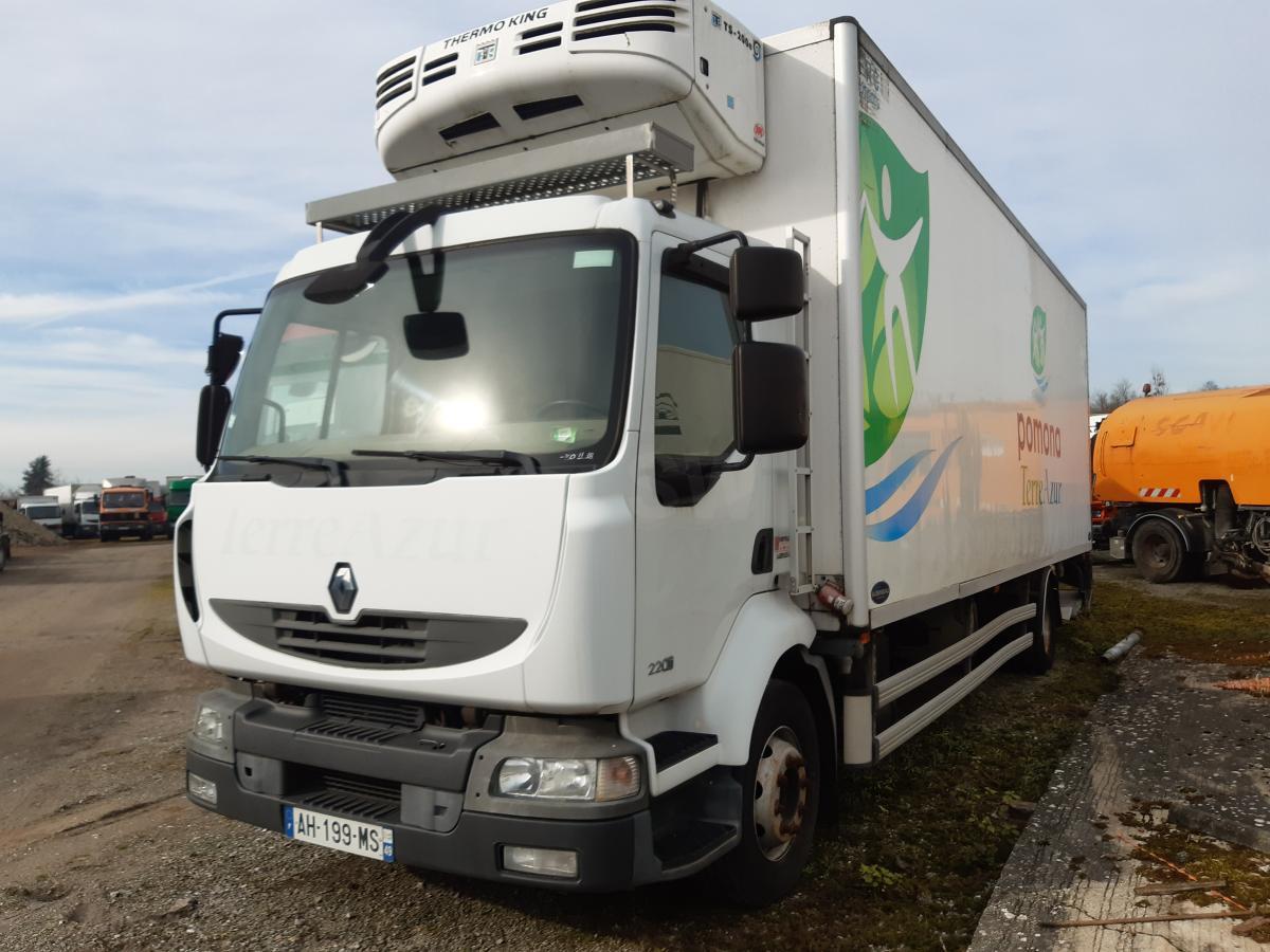Renault Midlum 220 DXI - مبردة شاحنة: صور 1 Renault Midlum 220 DXI - مبردة شاحنة: صور 1