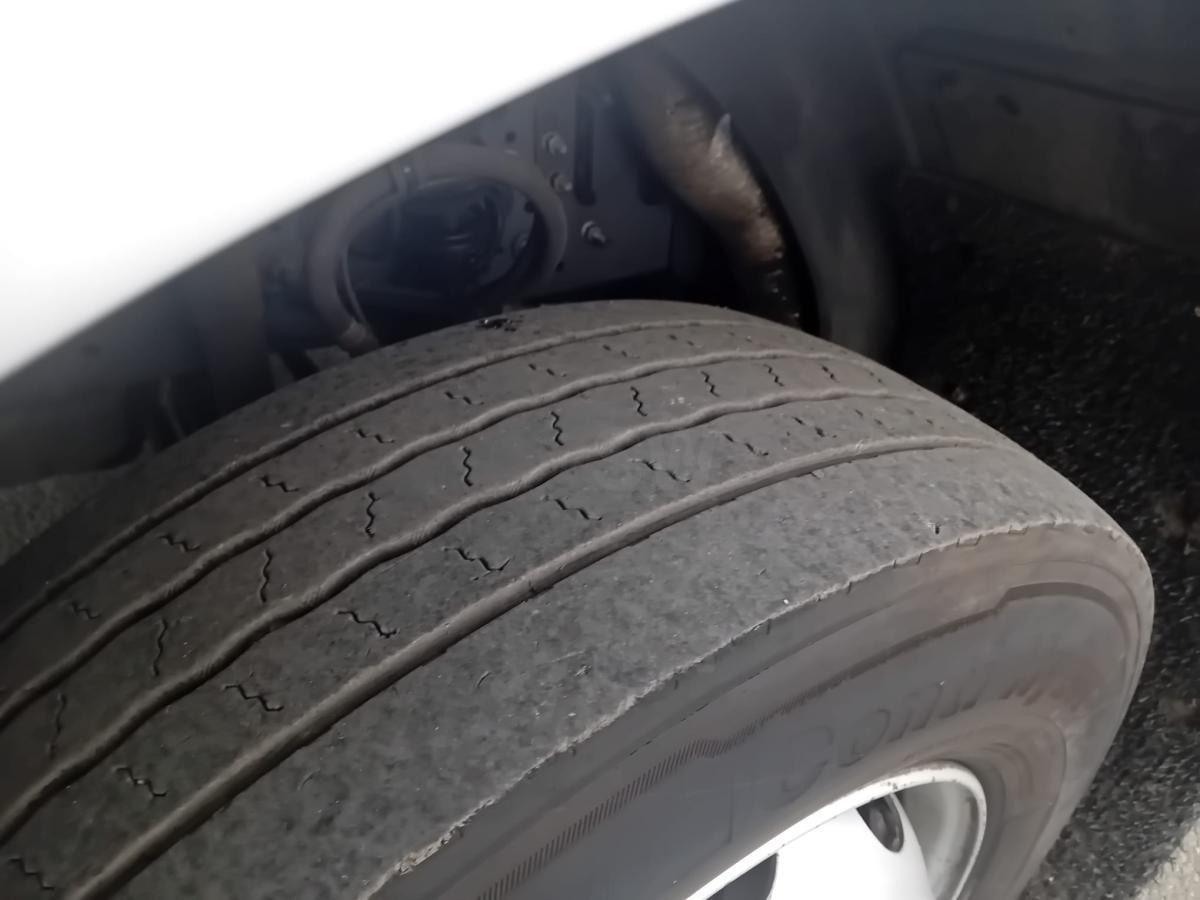 Renault Midlum 280 DXI - شاحنة القمامة: صور 5 Renault Midlum 280 DXI - شاحنة القمامة: صور 5