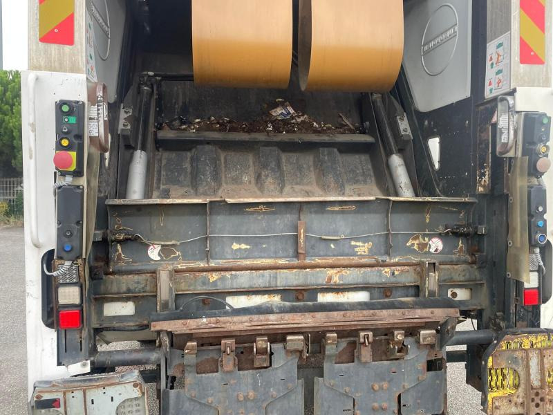 Renault Premium 310 DXI - شاحنة القمامة: صور 3 Renault Premium 310 DXI - شاحنة القمامة: صور 3