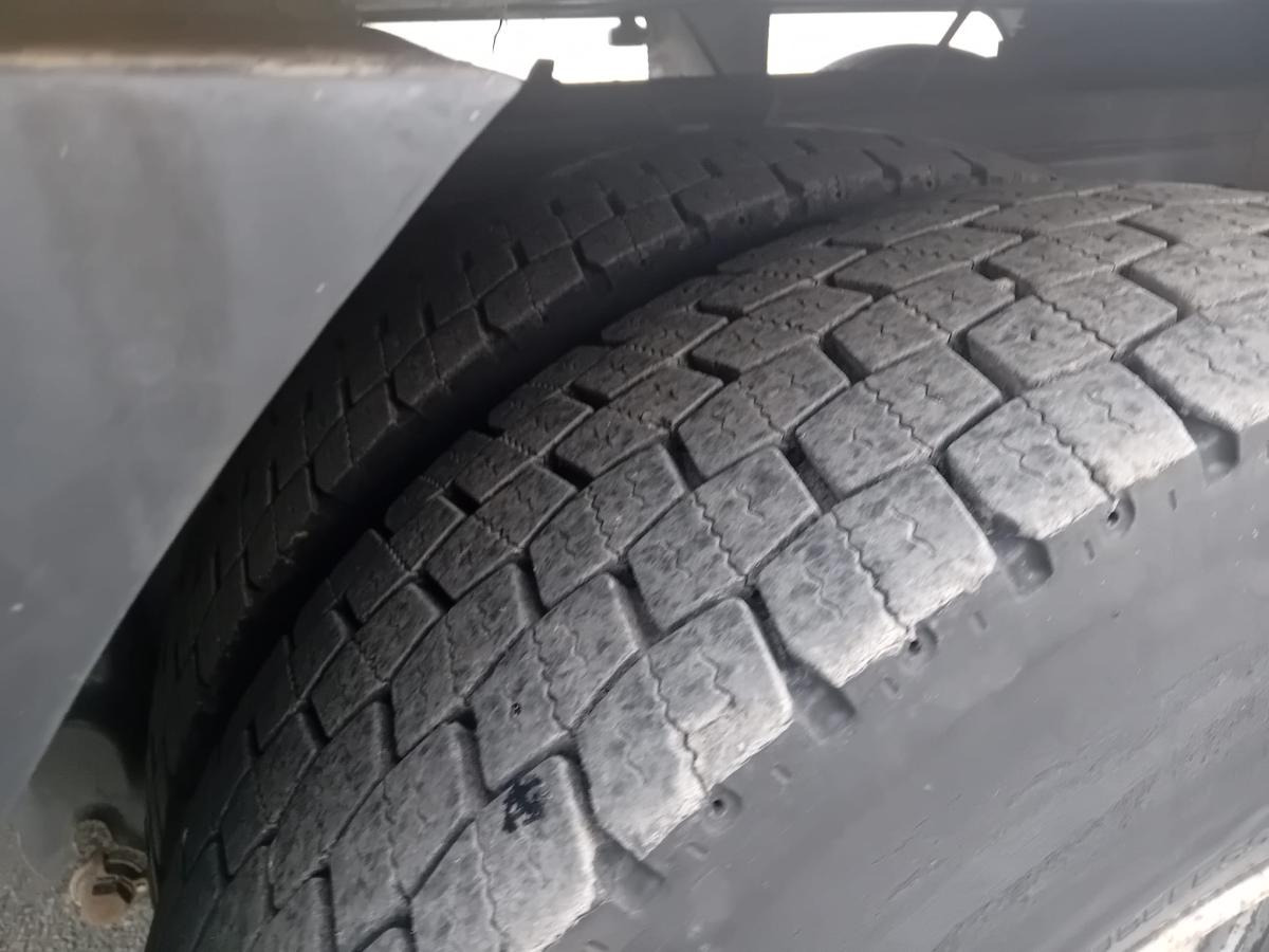 Renault Premium 320.19 DCI - شاحنة القمامة: صور 4 Renault Premium 320.19 DCI - شاحنة القمامة: صور 4