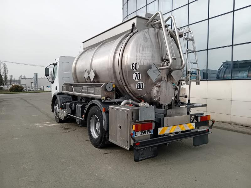 Renault Premium - شاحنة صهريج: صور 2 Renault Premium - شاحنة صهريج: صور 2