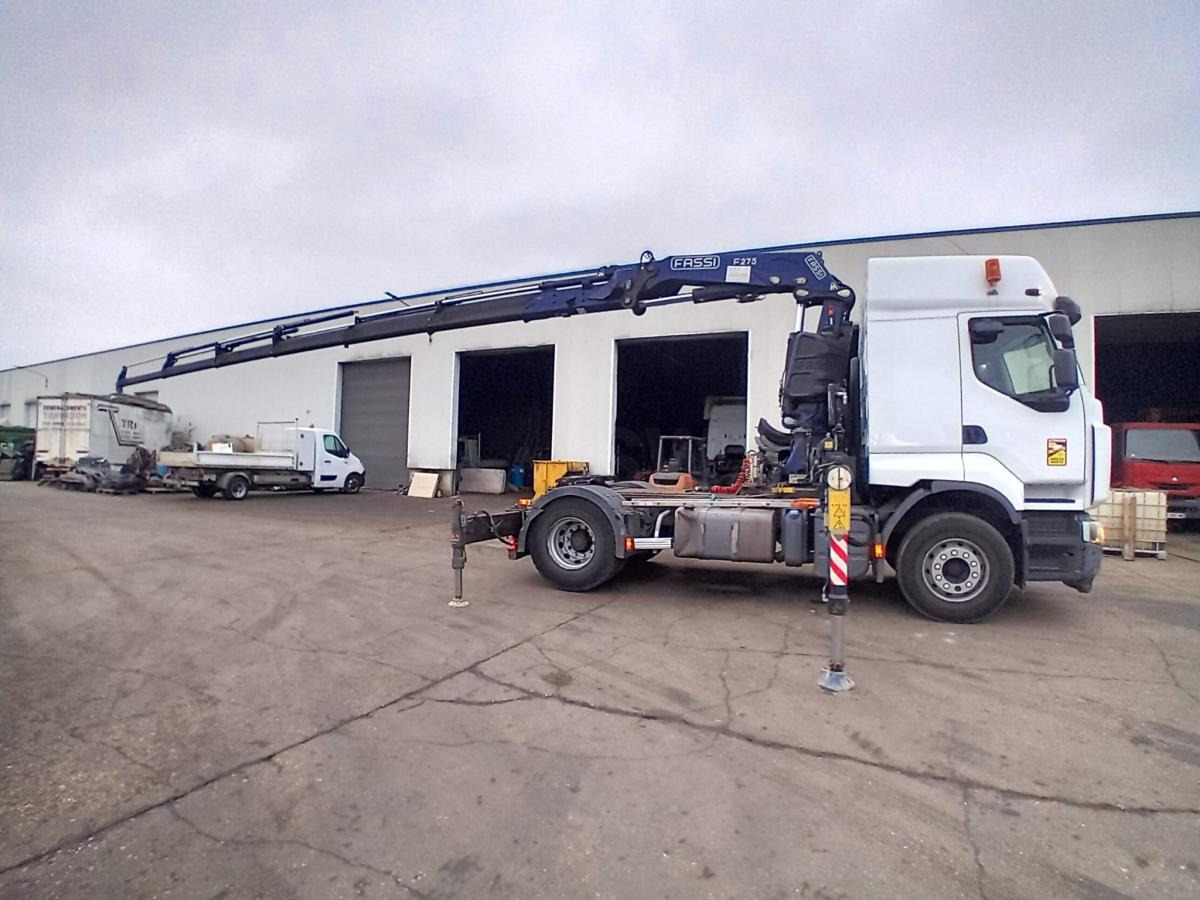 Renault Premium - شاحنة جرار: صور 3 Renault Premium - شاحنة جرار: صور 3