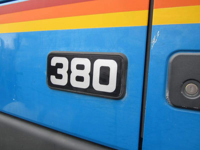Volvo FM12 380 - شاحنة جرار: صور 3 Volvo FM12 380 - شاحنة جرار: صور 3