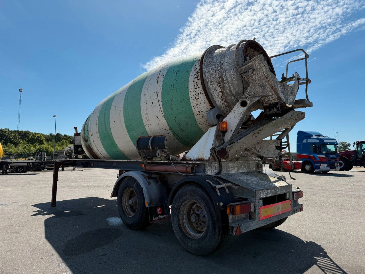 Le Cinena 12 m2 Baruval 2 axle Concrete trailer Lecinena 12 m3 Baruval 2 achse Beton/Concrete mixer - نصف مقطورة: صور 4 Le Cinena 12 m2 Baruval 2 axle Concrete trailer Lecinena 12 m3 Baruval 2 achse Beton/Concrete mixer - نصف مقطورة: صور 4