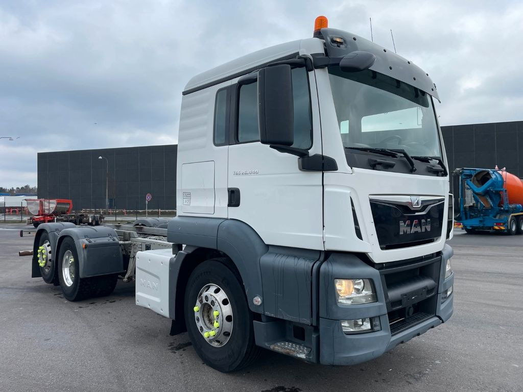 MAN TGS 26.440 6x2*4 ADR Fahrgestell Euro 6 MAN TGS 26.440 6x2*4 ADR Fahrgestell Euro 6 - الشاسيه شاحنة: صور 2 MAN TGS 26.440 6x2*4 ADR Fahrgestell Euro 6 MAN TGS 26.440 6x2*4 ADR Fahrgestell Euro 6 - الشاسيه شاحنة: صور 2