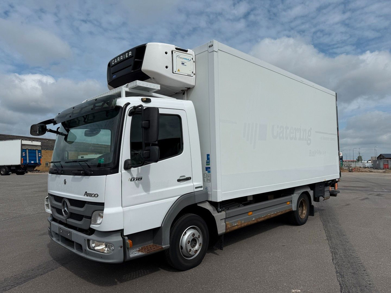 Mercedes-Benz Atego 1018 4x2 Carrier Supra 750 Mt - مبردة شاحنة: صور 1 Mercedes-Benz Atego 1018 4x2 Carrier Supra 750 Mt - مبردة شاحنة: صور 1