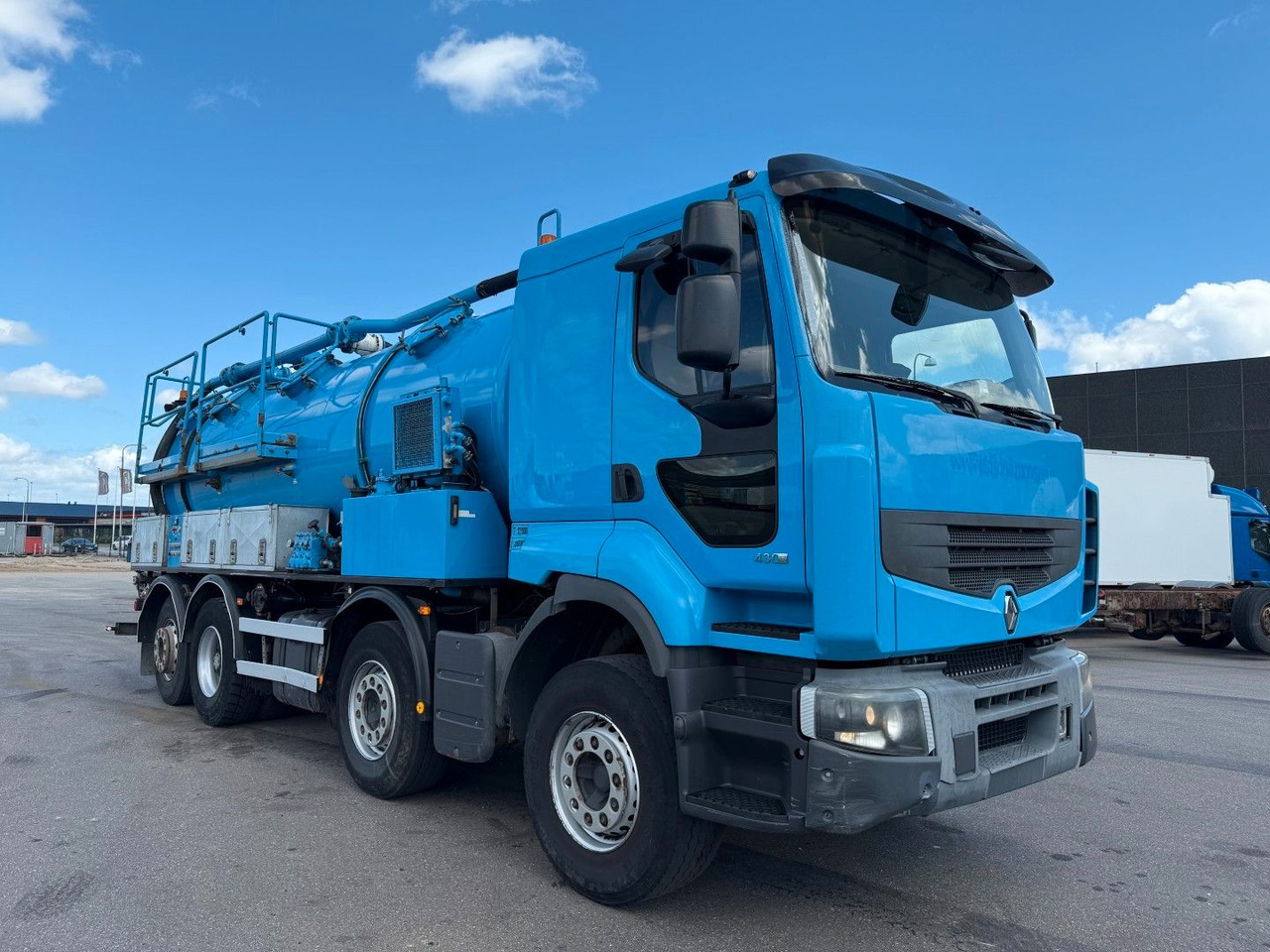 Renault Premium Lander 430.32 8x2*6 Simon Moos 18.100 L - فراغ شاحنة: صور 2 Renault Premium Lander 430.32 8x2*6 Simon Moos 18.100 L - فراغ شاحنة: صور 2