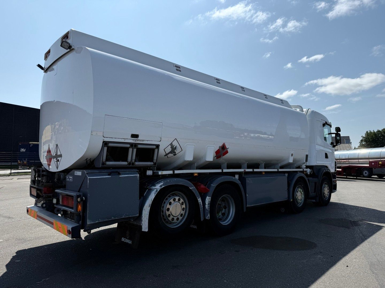 Scania G480 8x2*6 24.000 L / 5 compartments / ADR Tank - شاحنة صهريج: صور 3 Scania G480 8x2*6 24.000 L / 5 compartments / ADR Tank - شاحنة صهريج: صور 3