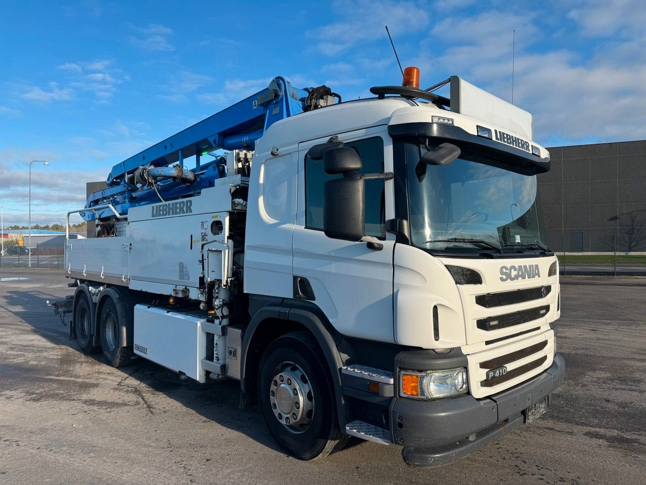 Scania P410 6x4 Liebherr THP 140 H 24 M4XH Concretepump - مضخة خرسانة: صور 2 Scania P410 6x4 Liebherr THP 140 H 24 M4XH Concretepump - مضخة خرسانة: صور 2