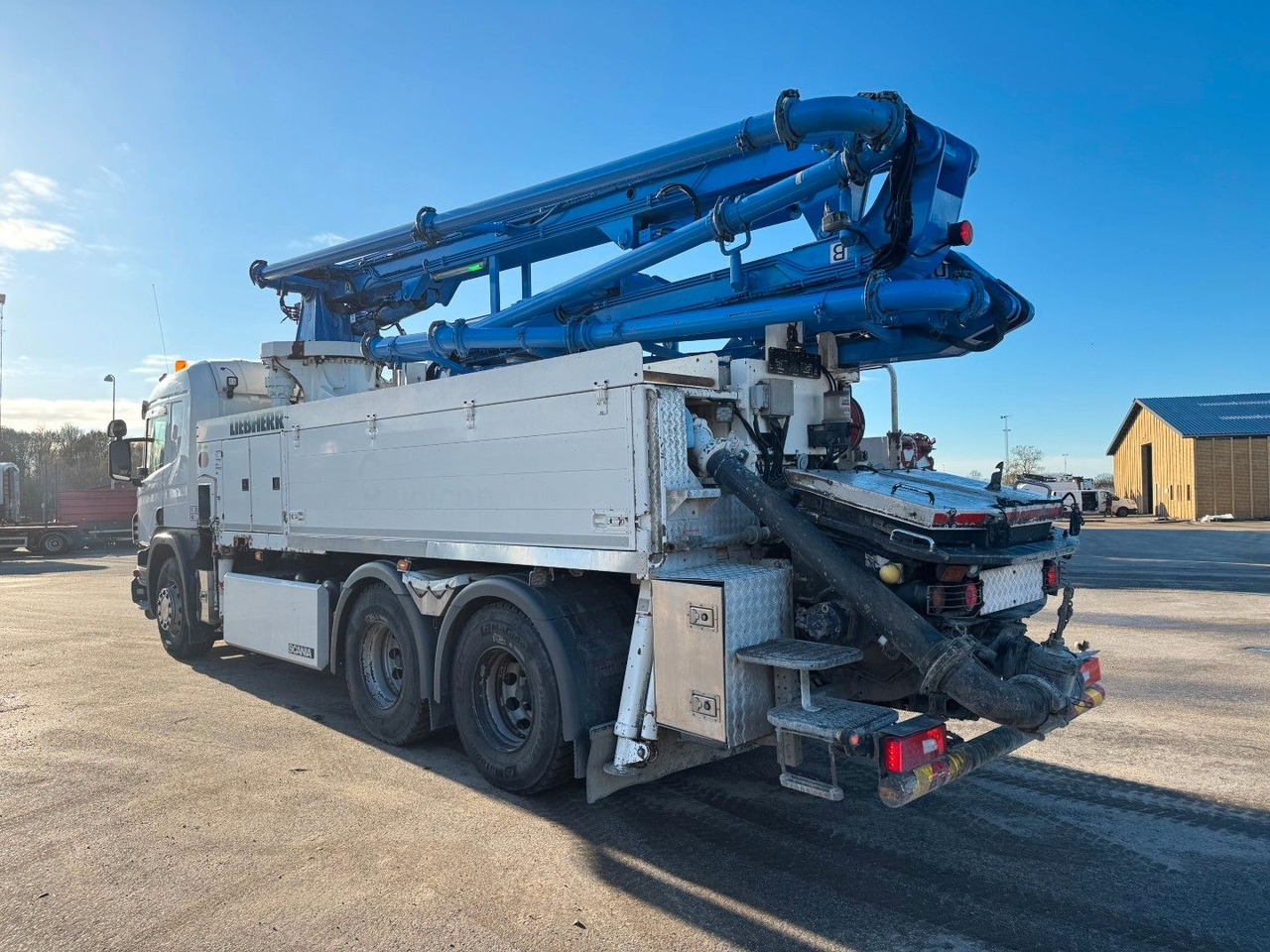 Scania P410 6x4 Liebherr THP 140 H 24 M4XH Concretepump - مضخة خرسانة: صور 4 Scania P410 6x4 Liebherr THP 140 H 24 M4XH Concretepump - مضخة خرسانة: صور 4
