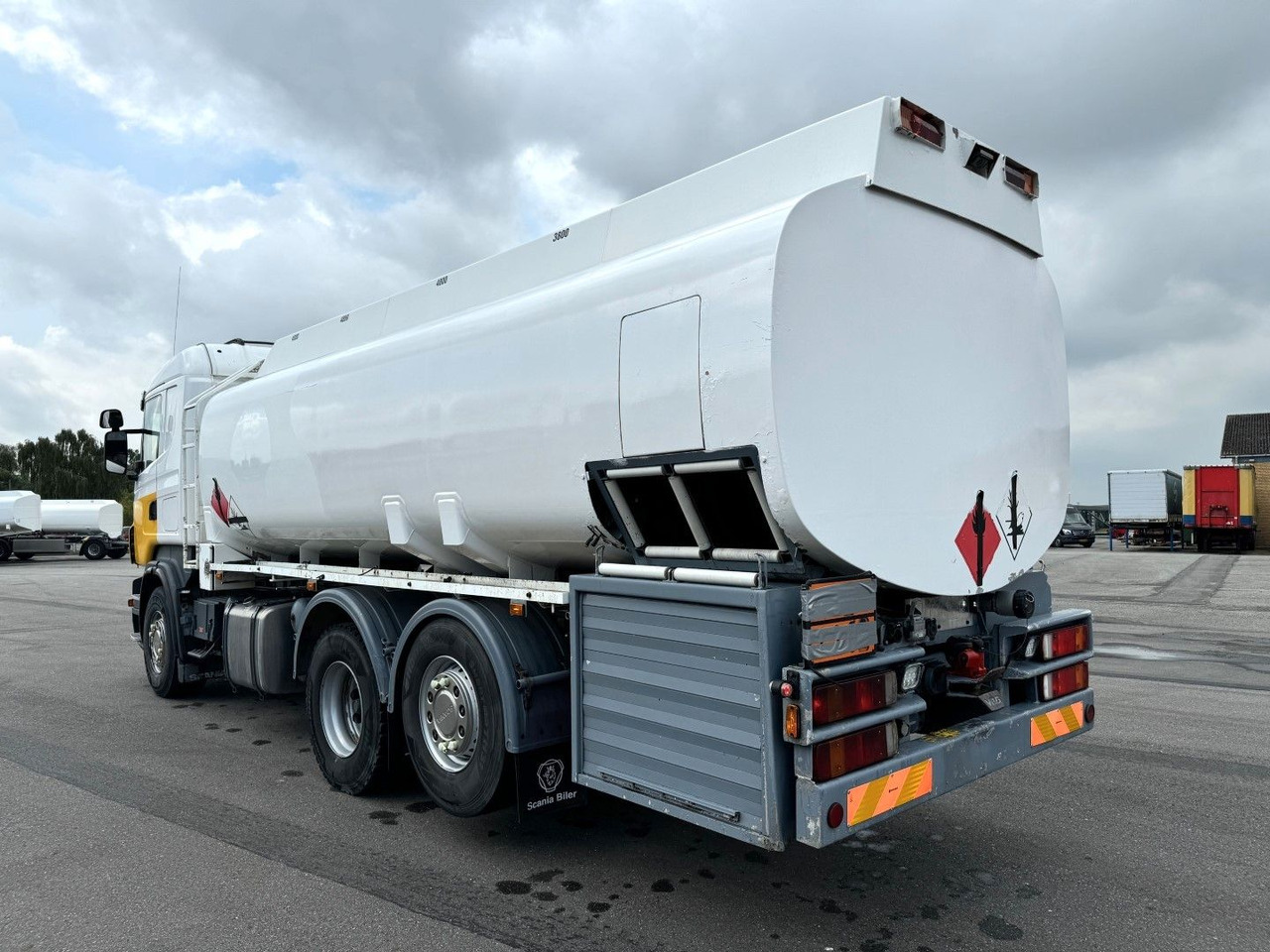 Scania R480 6x2*4 19.000 L ADR Tanktruck - شاحنة صهريج: صور 4 Scania R480 6x2*4 19.000 L ADR Tanktruck - شاحنة صهريج: صور 4