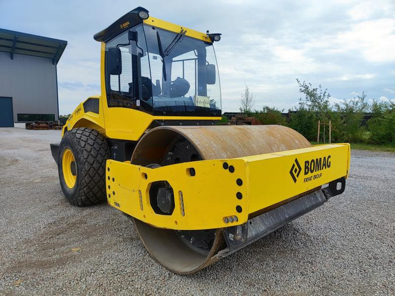 Bomag BW 213 D-5 - مدماج: صور 3 Bomag BW 213 D-5 - مدماج: صور 3