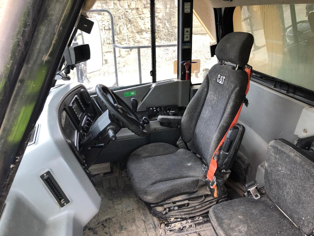 Caterpillar 770G - شاحنة قلابة للمحاجر: صور 5 Caterpillar 770G - شاحنة قلابة للمحاجر: صور 5